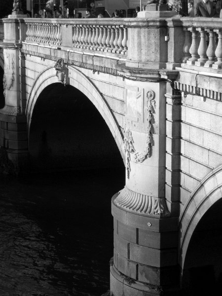 Black and white_0008